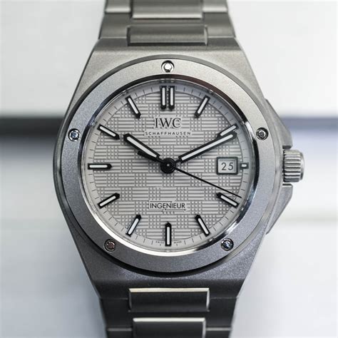 ingenieur automatic 40 titanium reviews.